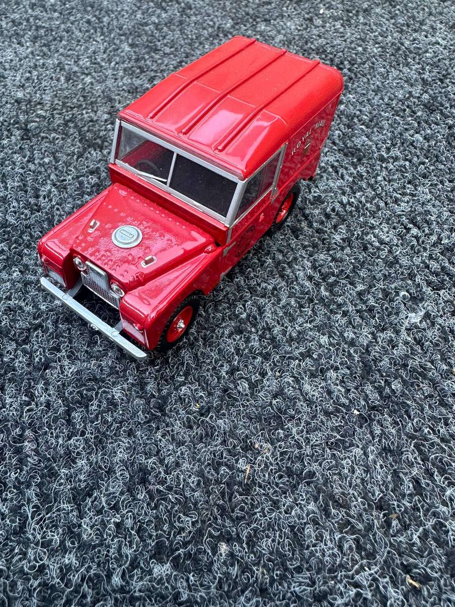 DINKY TOYS