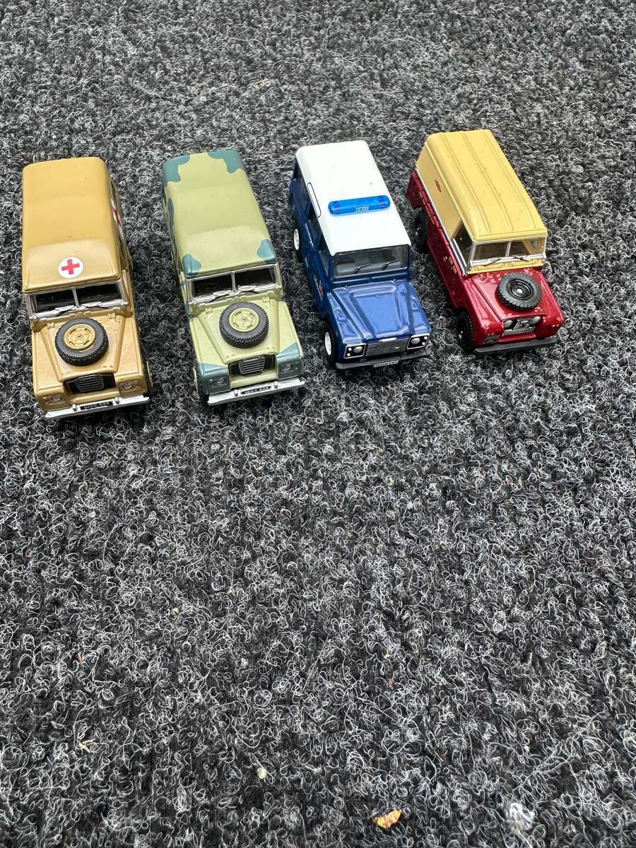 DINKY TOYS