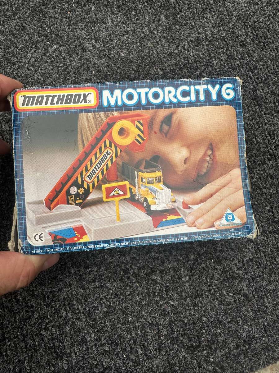 MATCHBOX TOYS