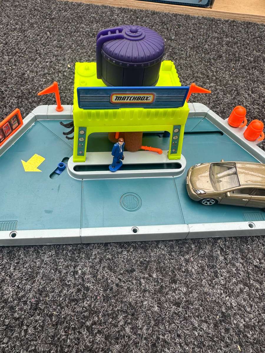MATCHBOX TOYS