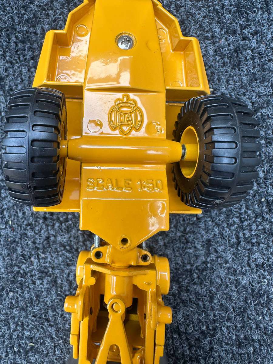 DINKY TOYS