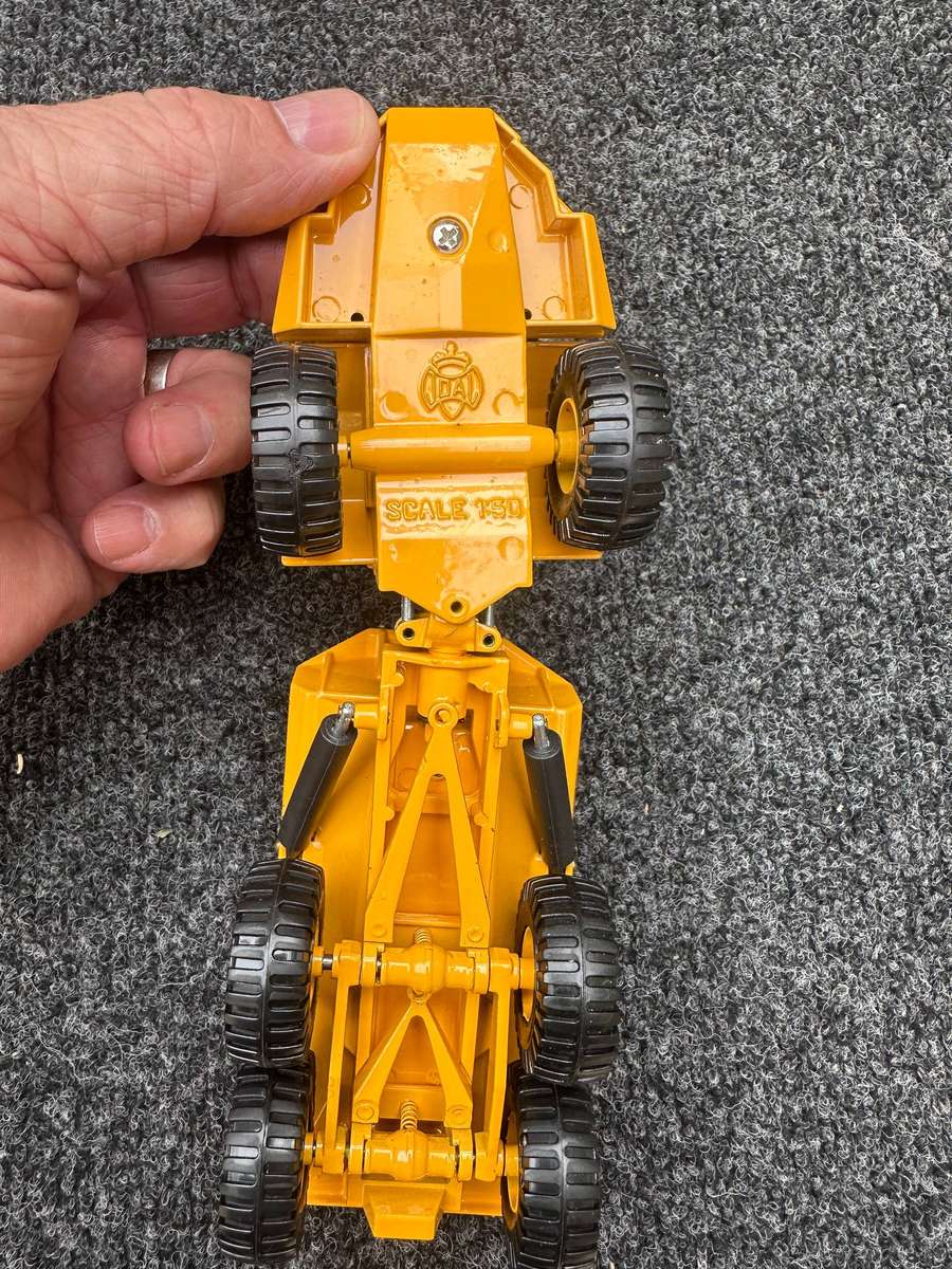 DINKY TOYS