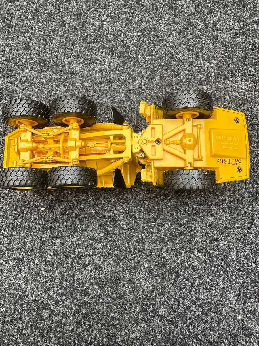 DINKY TOYS