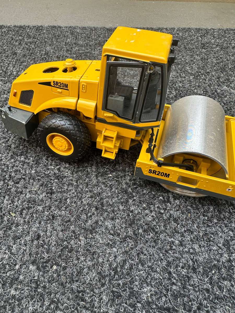 DINKY TOYS