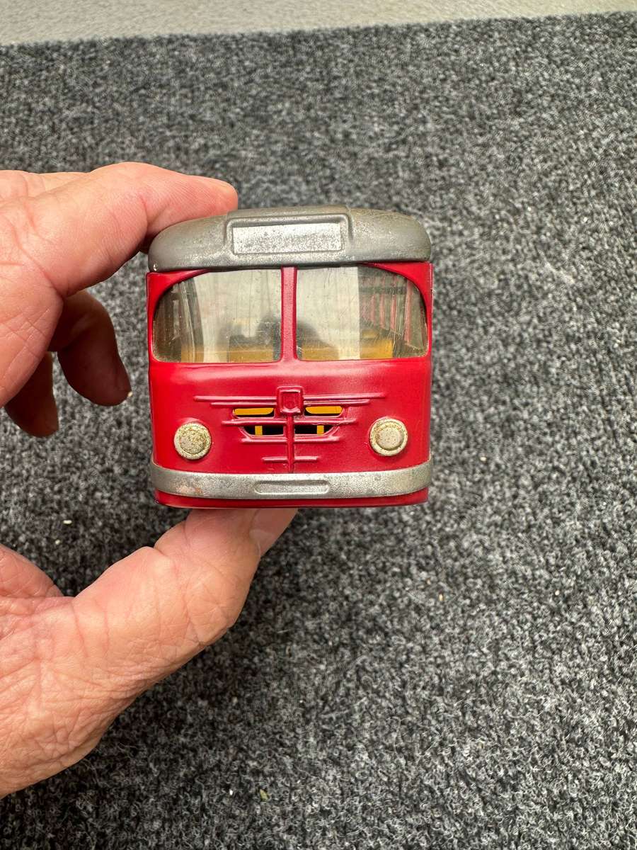 TINPLATE BUS