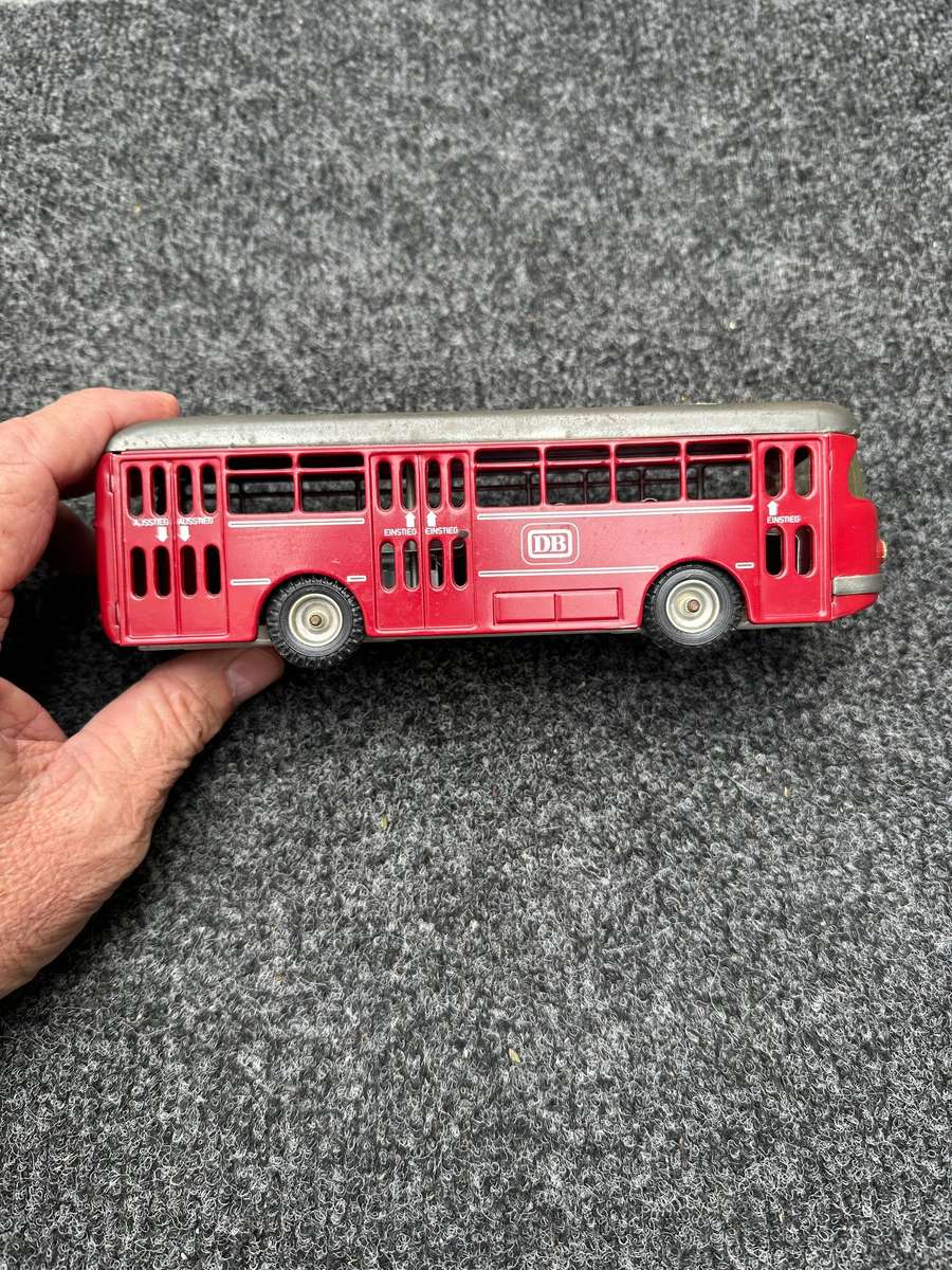 TINPLATE BUS