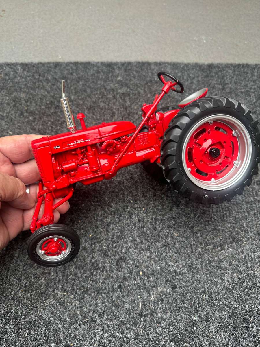 DINKY TOYS