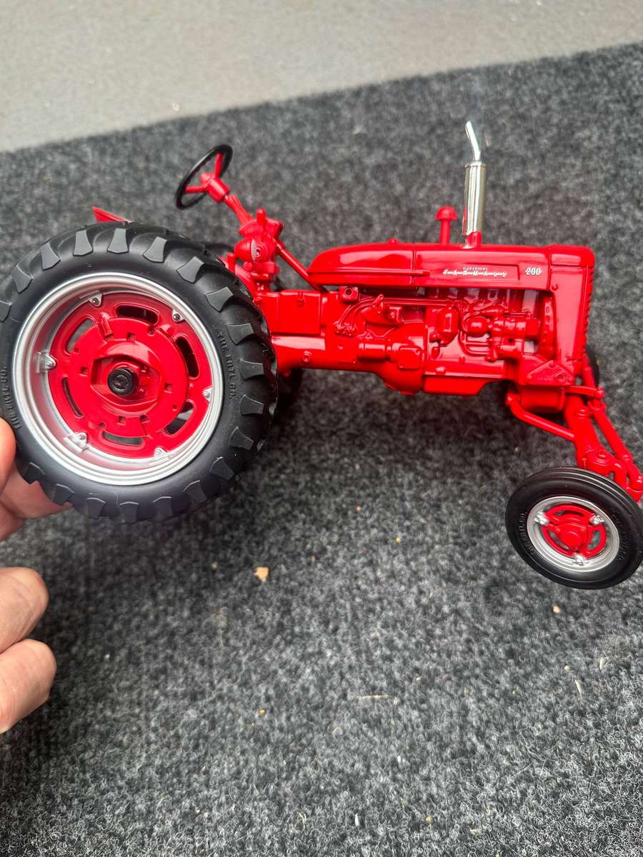 DINKY TOYS