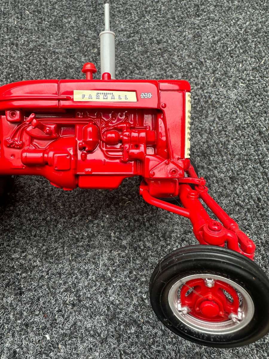DINKY TOYS