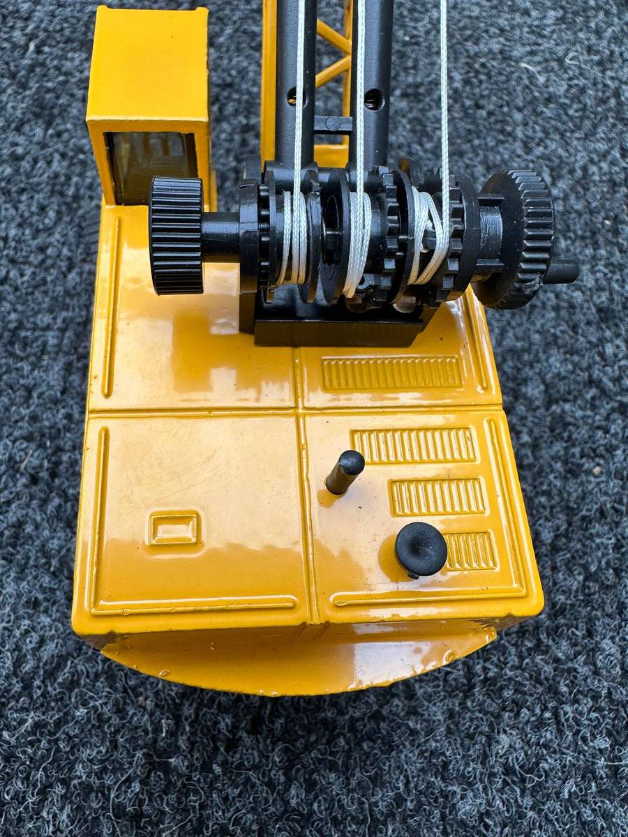 DINKY TOYS