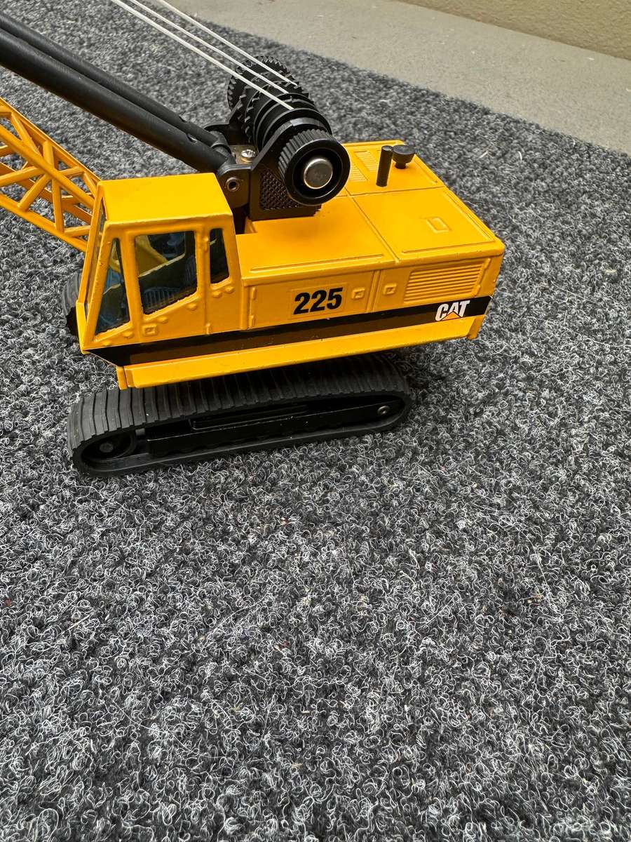 DINKY TOYS