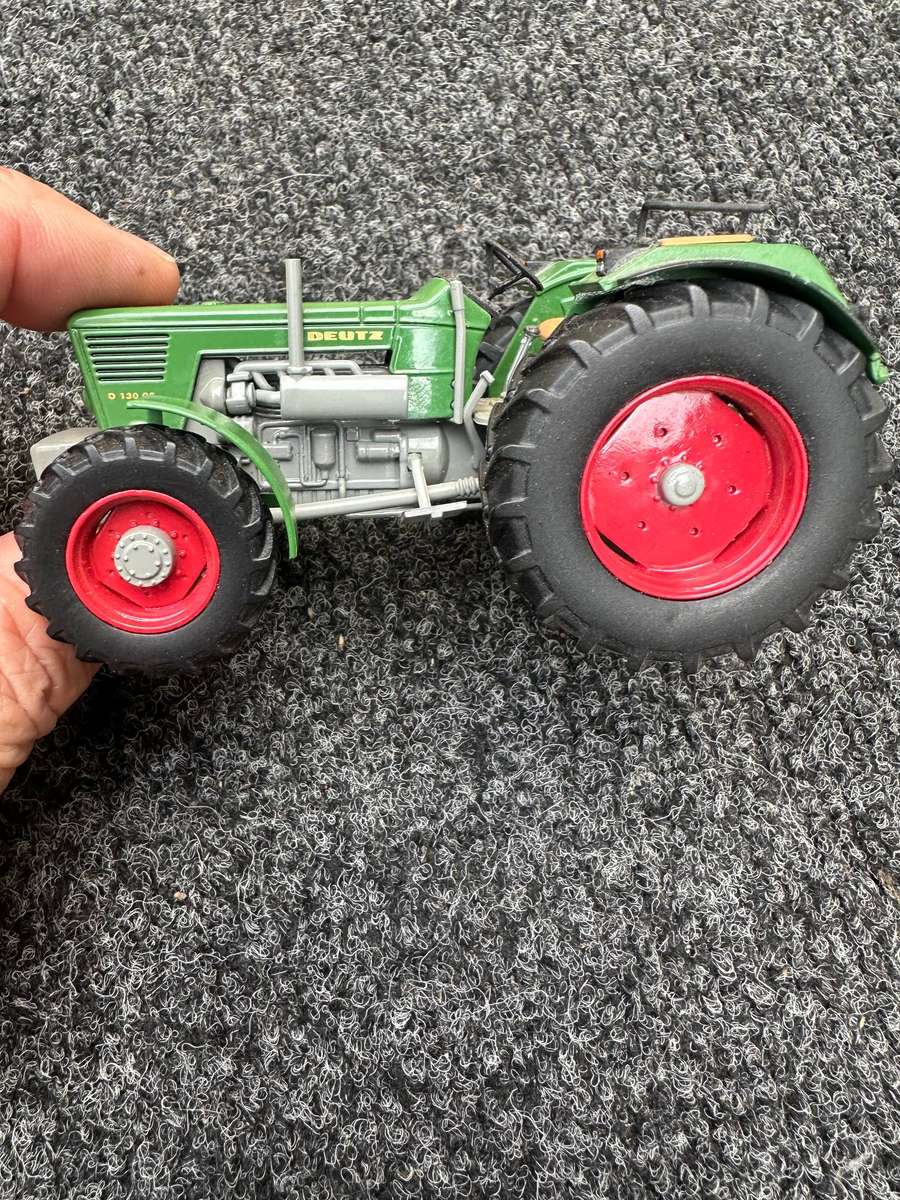 DINKY TOYS