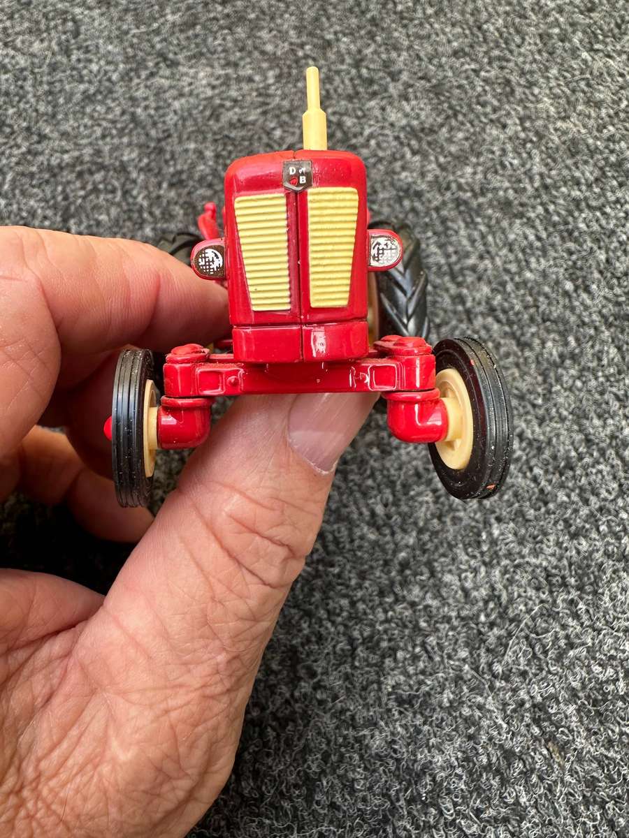 DINKY TOYS