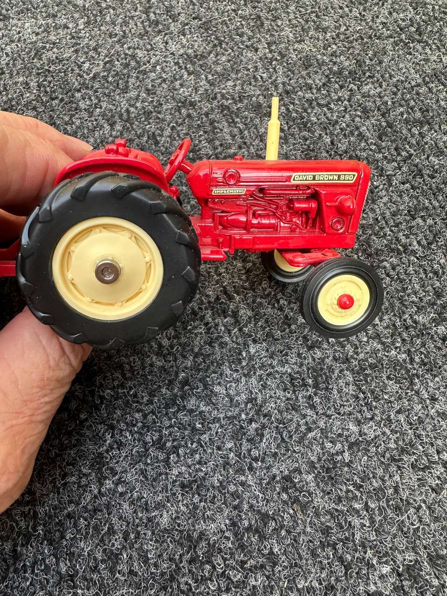 DINKY TOYS
