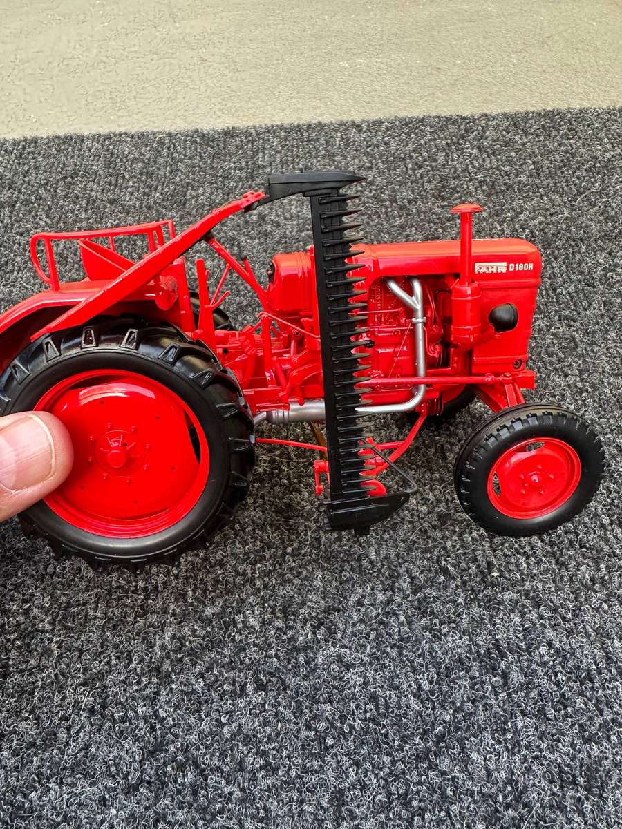 DINKY TOYS