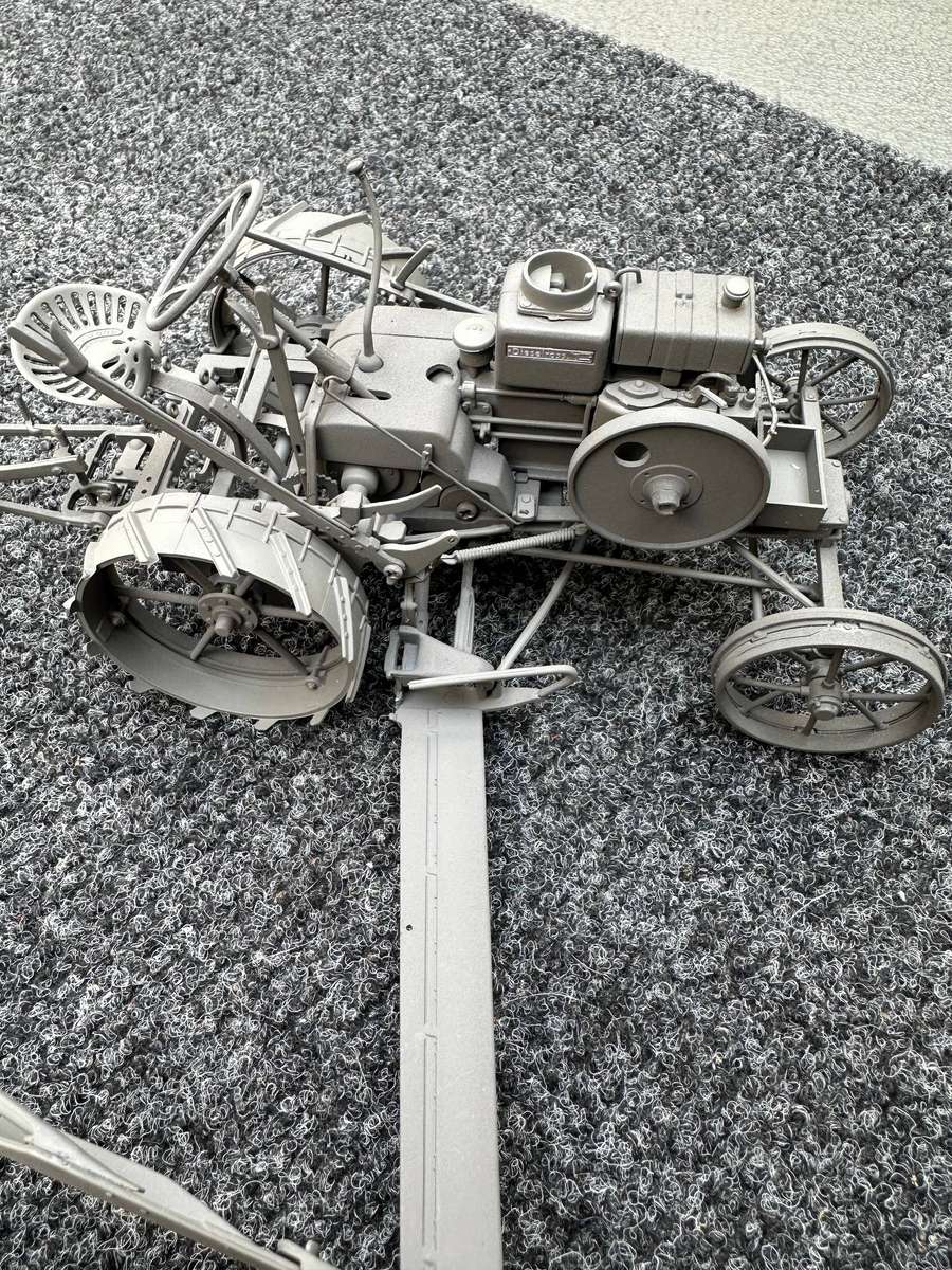 DINKY TOYS