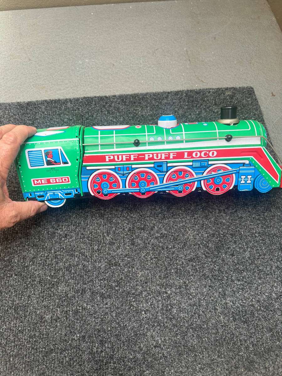 TIN TOYS