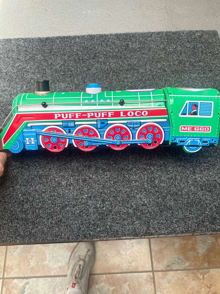 TIN TOYS