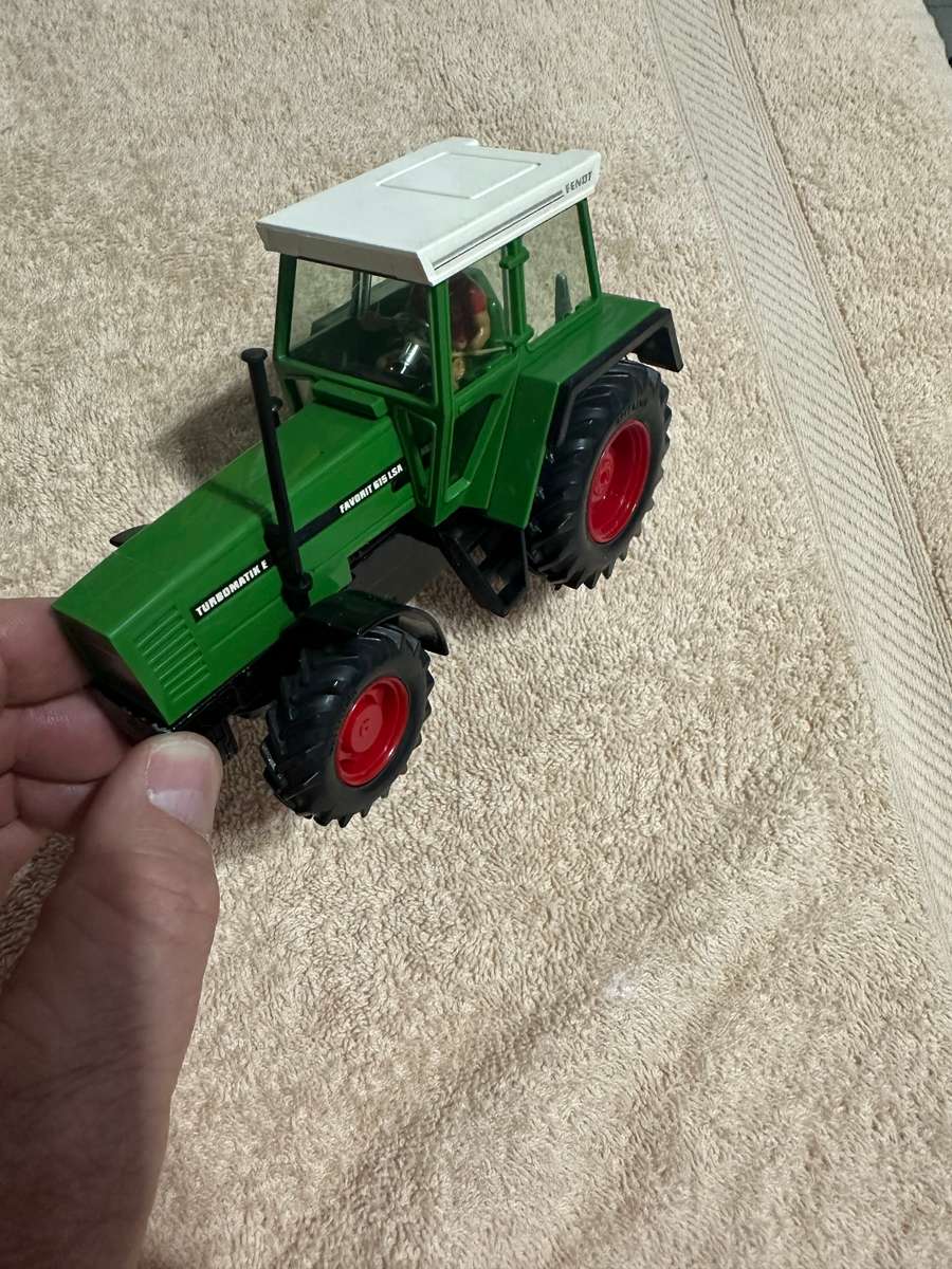 BRITAINS FENDT TRACTOR
