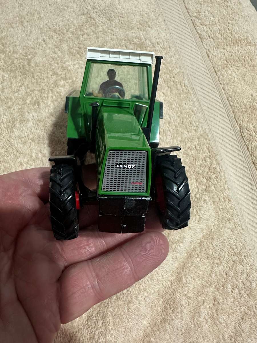 BRITAINS FENDT TRACTOR