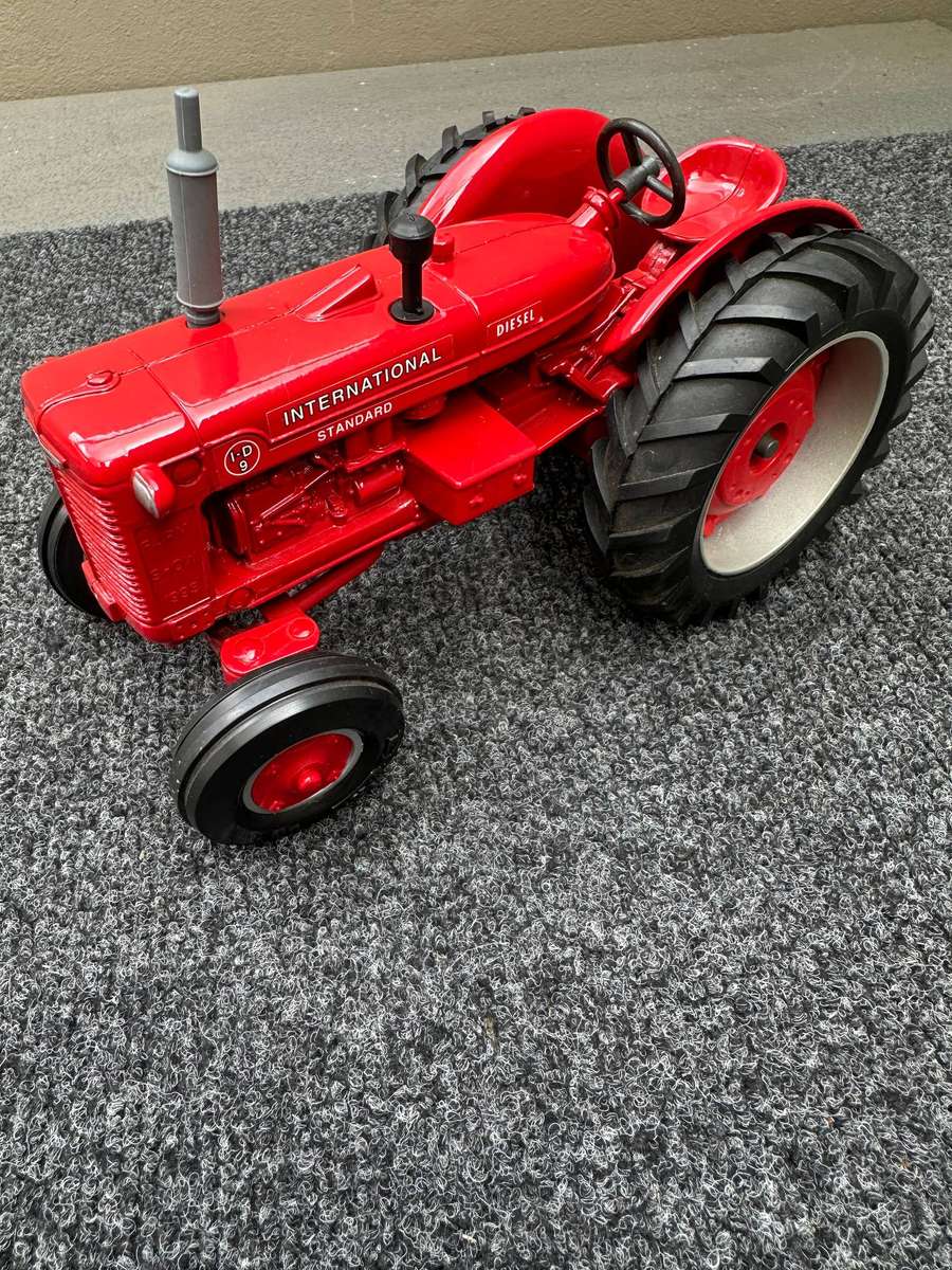 DINKY TOYS