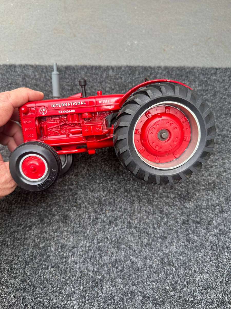 DINKY TOYS