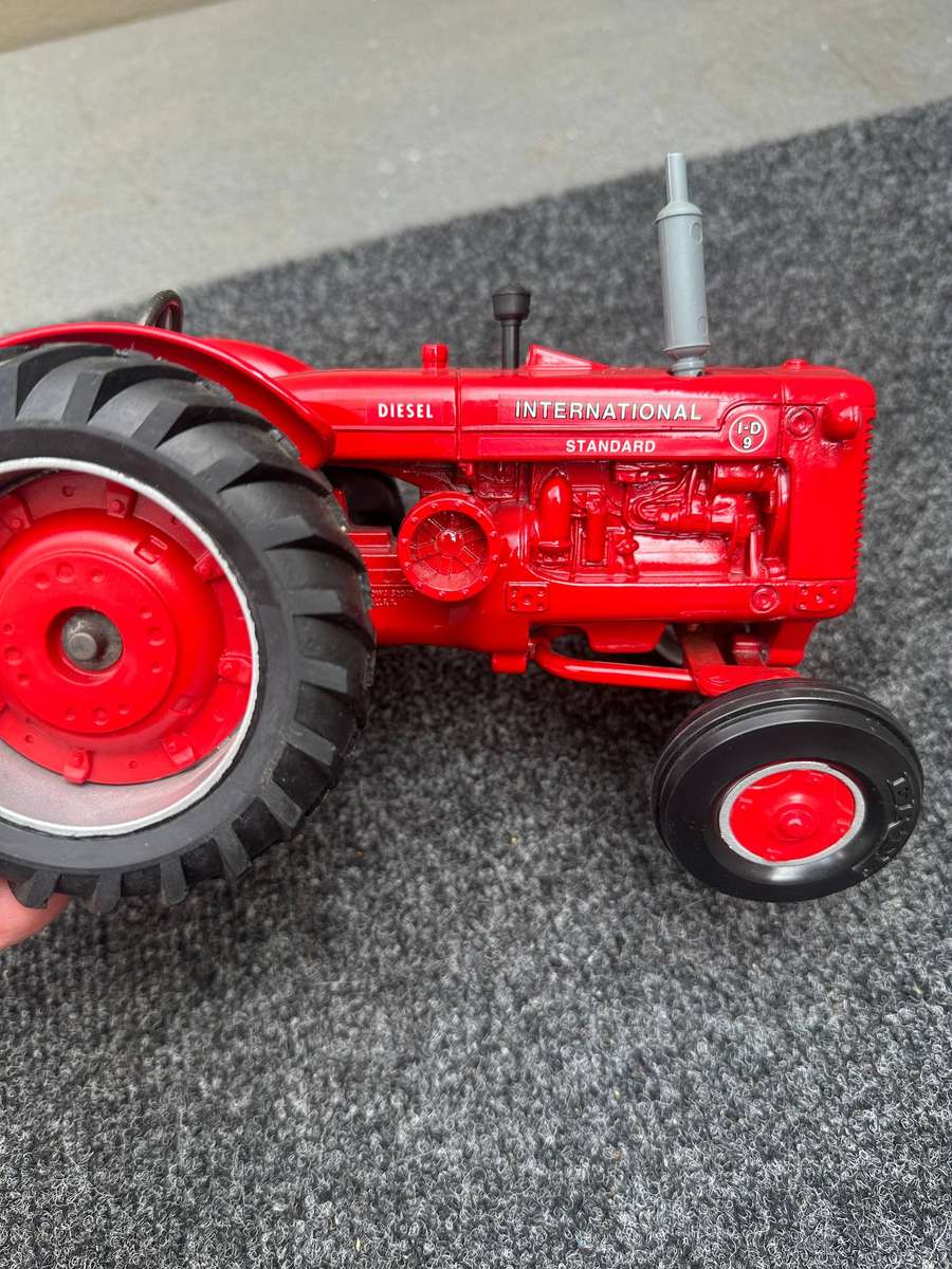 DINKY TOYS
