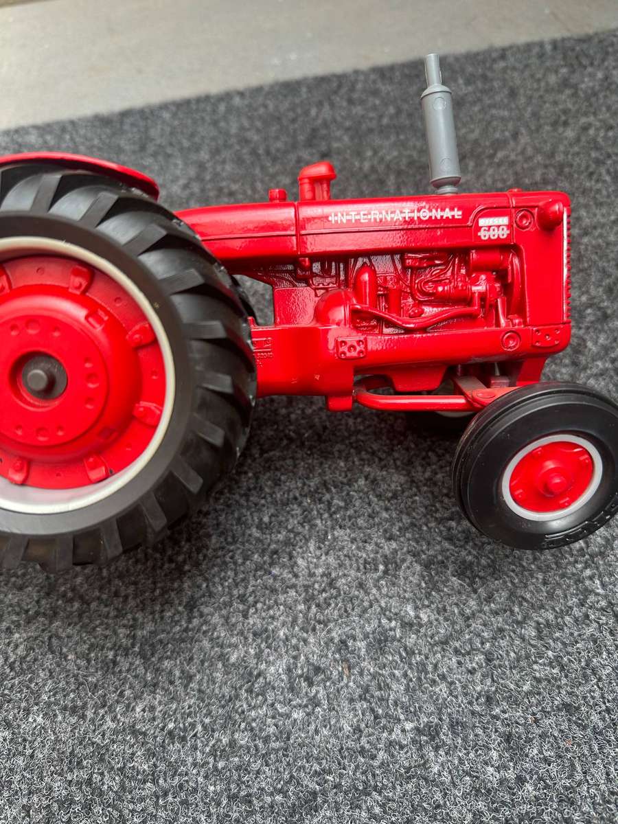 DINKY TOYS