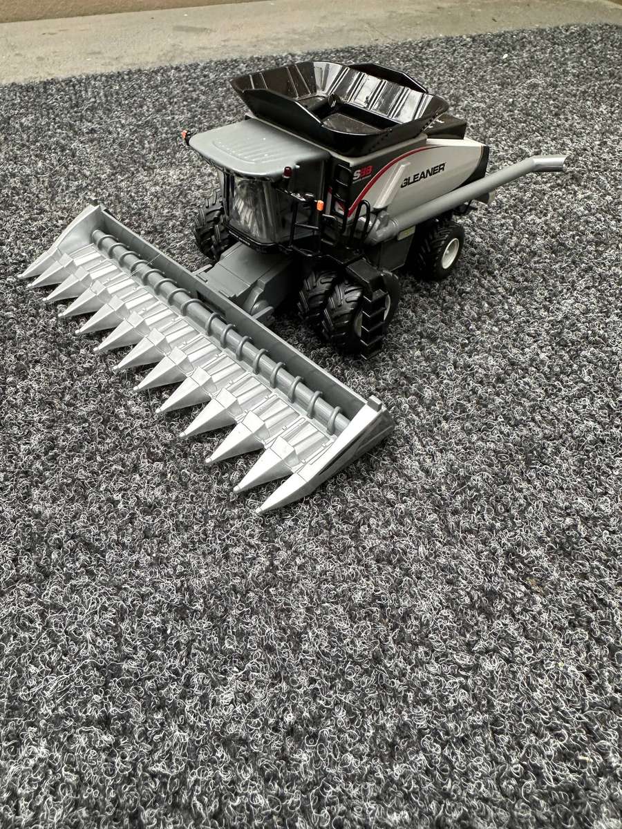 DINKY TOYS