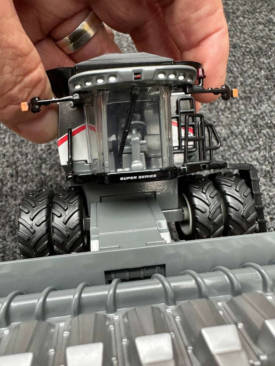 DINKY TOYS