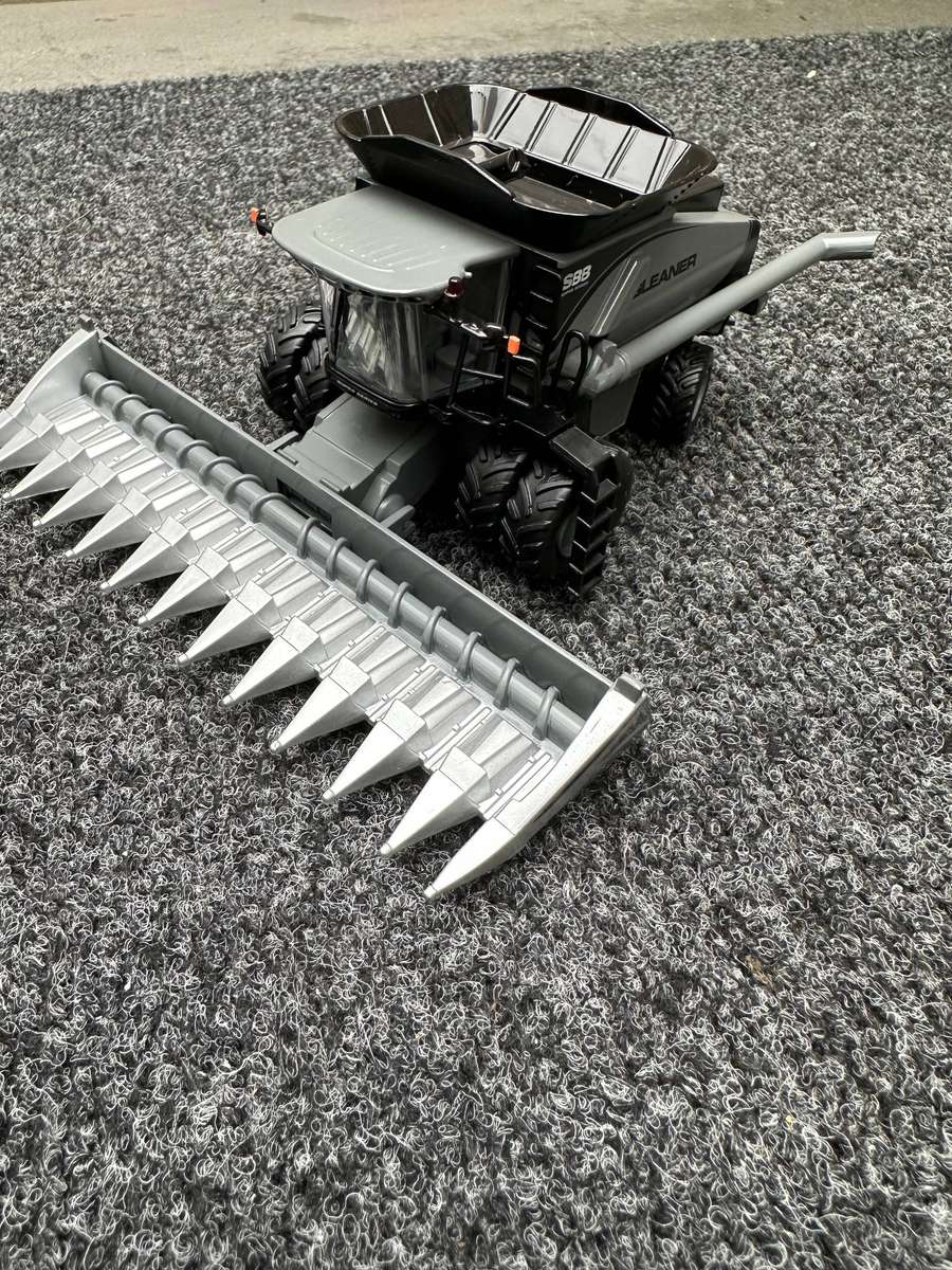 DINKY TOYS