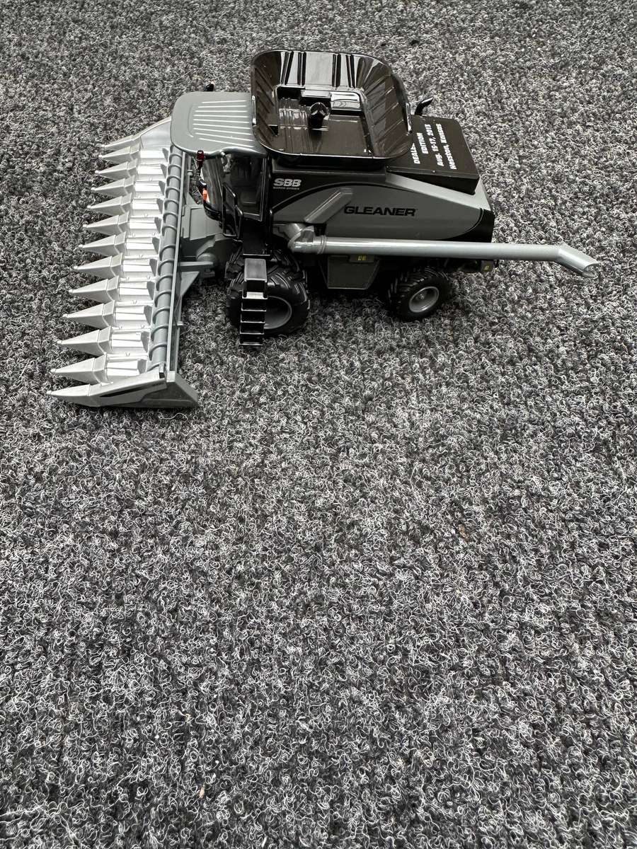 DINKY TOYS