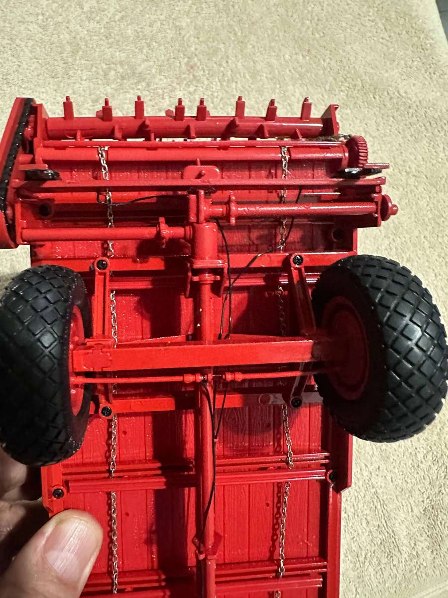 KRONE MANURE SPREADER