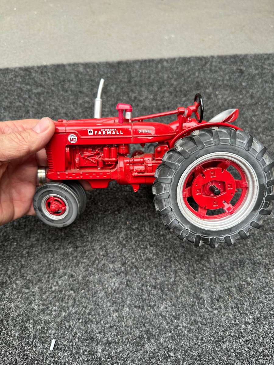 DINKY TOYS