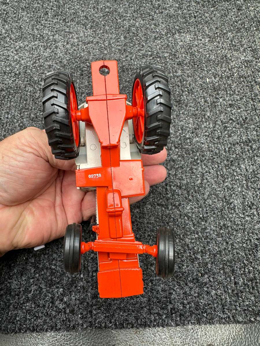 DINKY TOYS