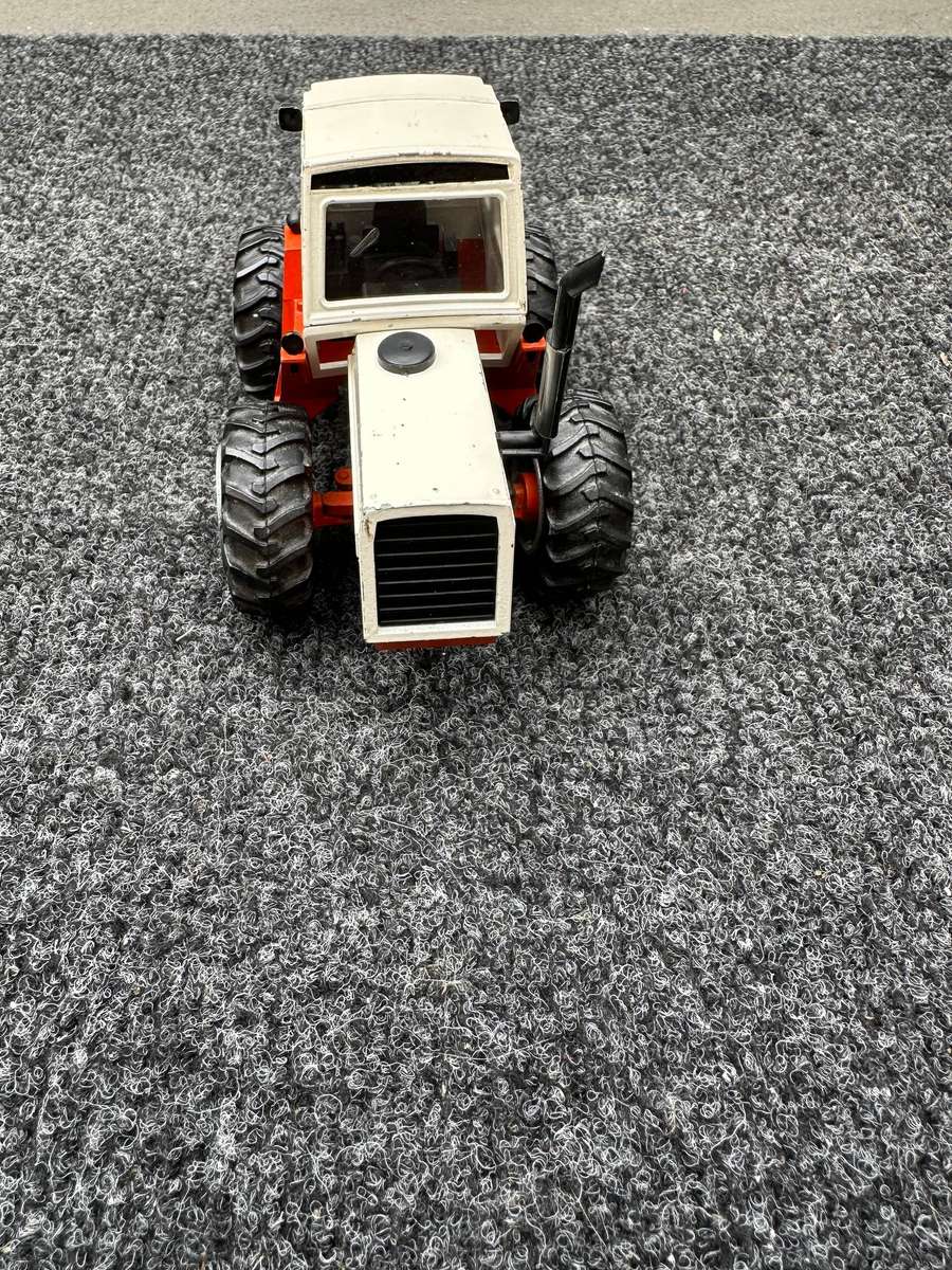 DINKY TOYS