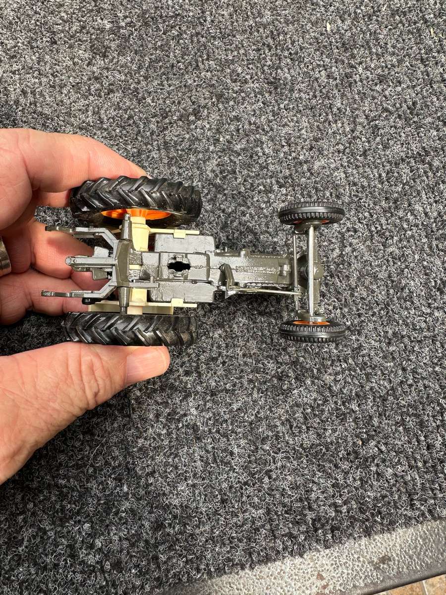 DINKY TOYS