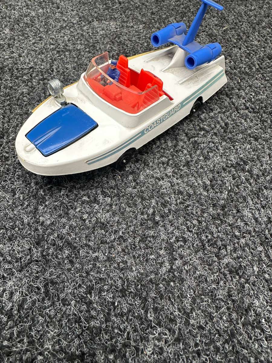 DINKY TOYS