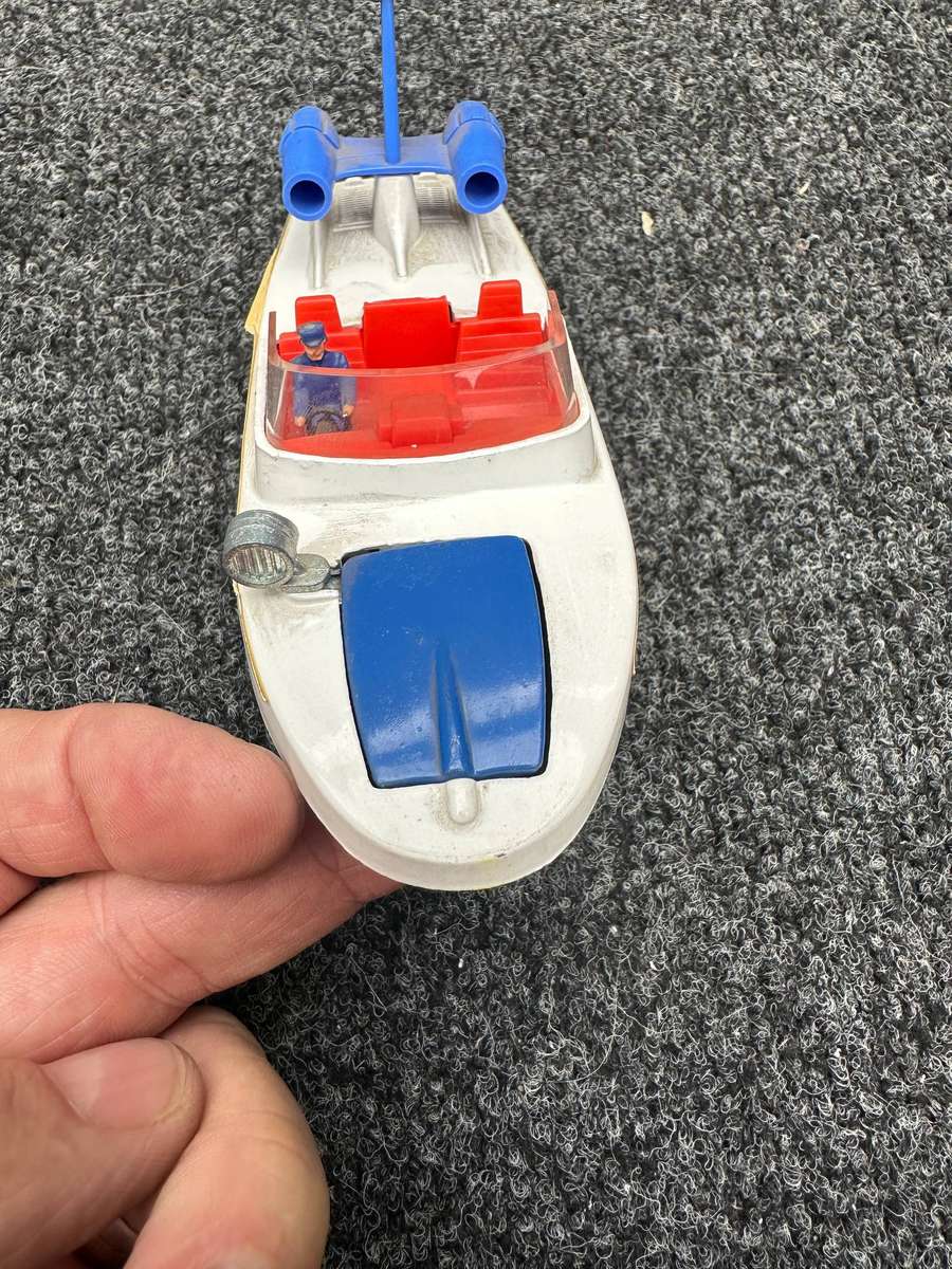 DINKY TOYS