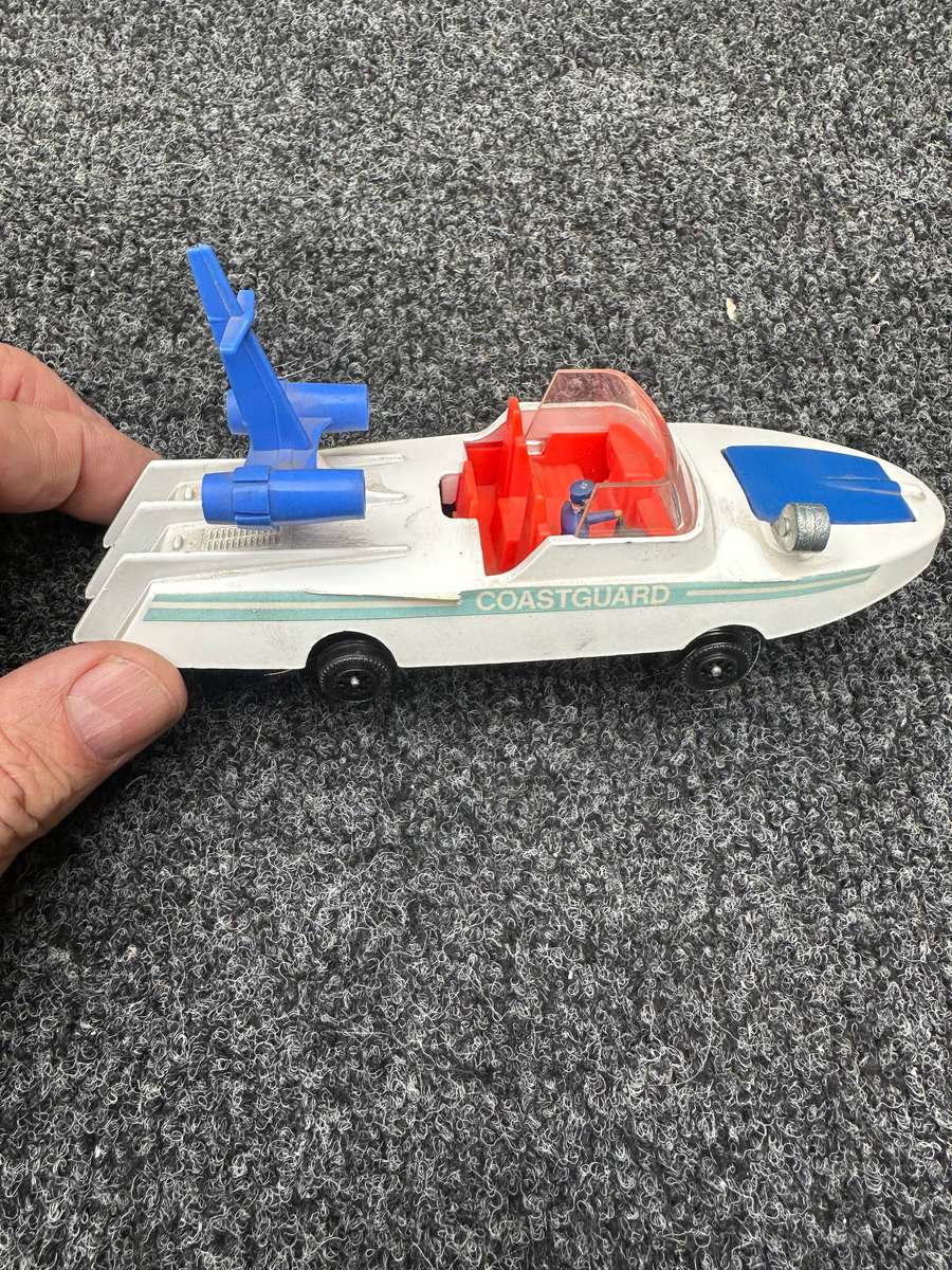 DINKY TOYS