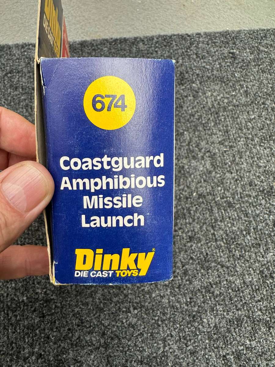 DINKY TOYS