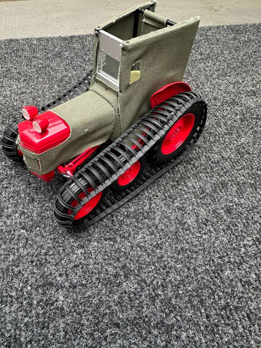 DINKY TOYS