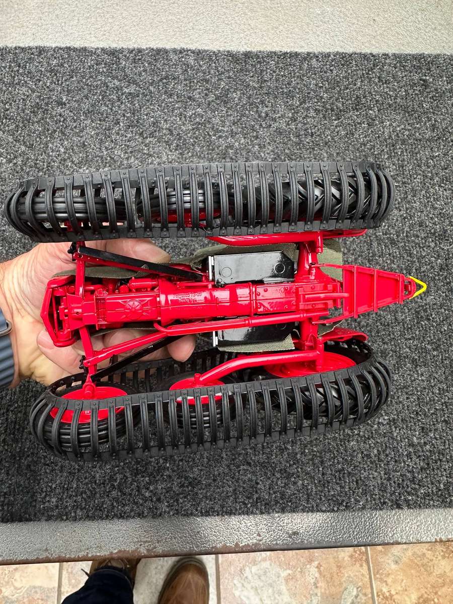 DINKY TOYS