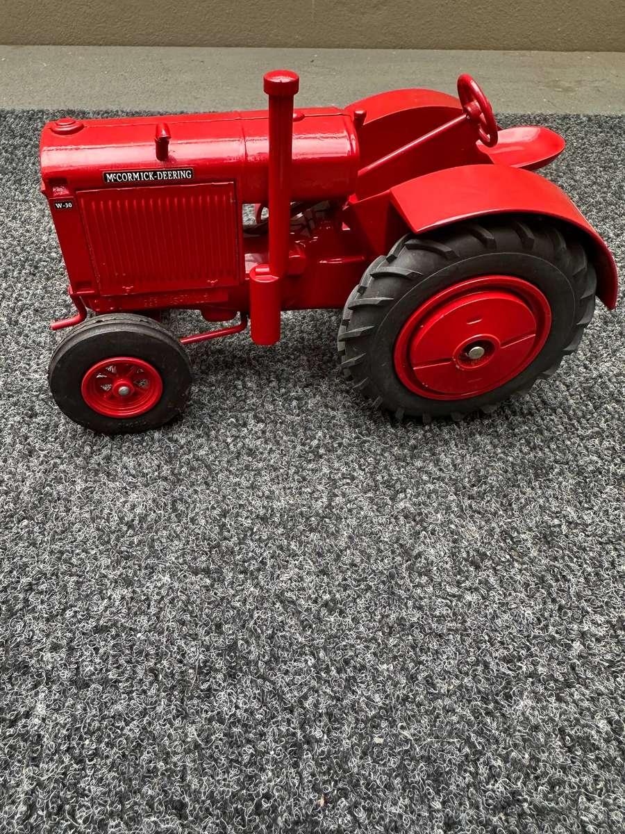 DINKY TOYS