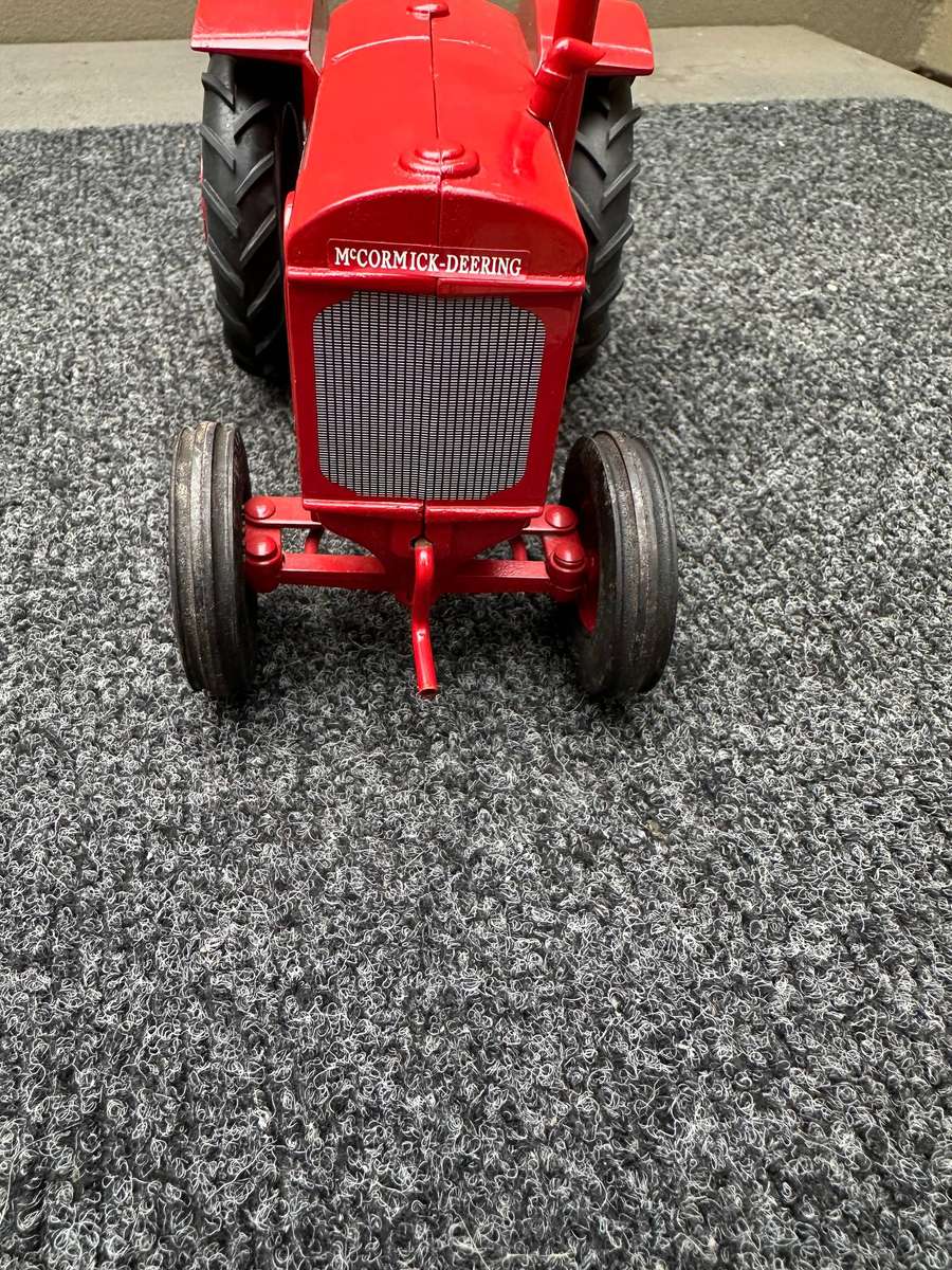 DINKY TOYS