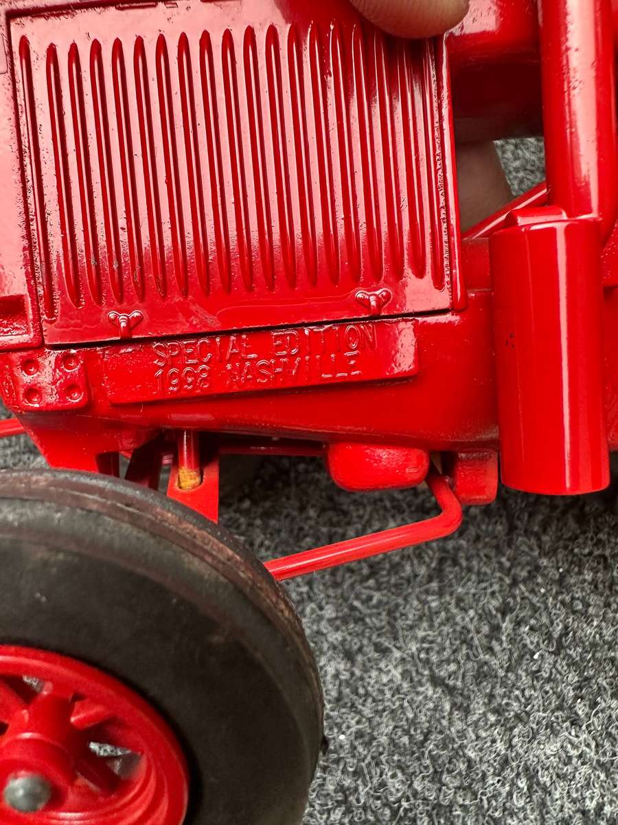 DINKY TOYS