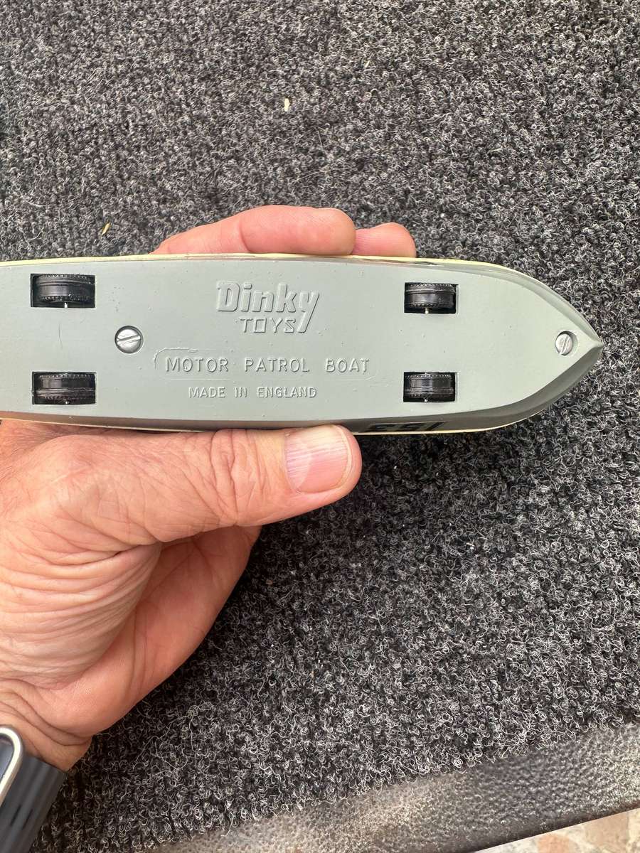 DINKY TOYS
