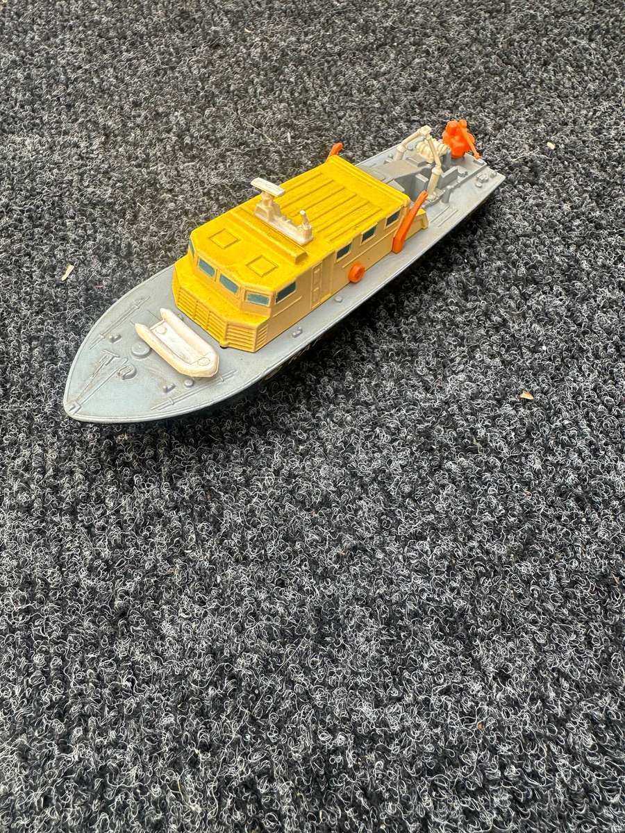 DINKY TOYS