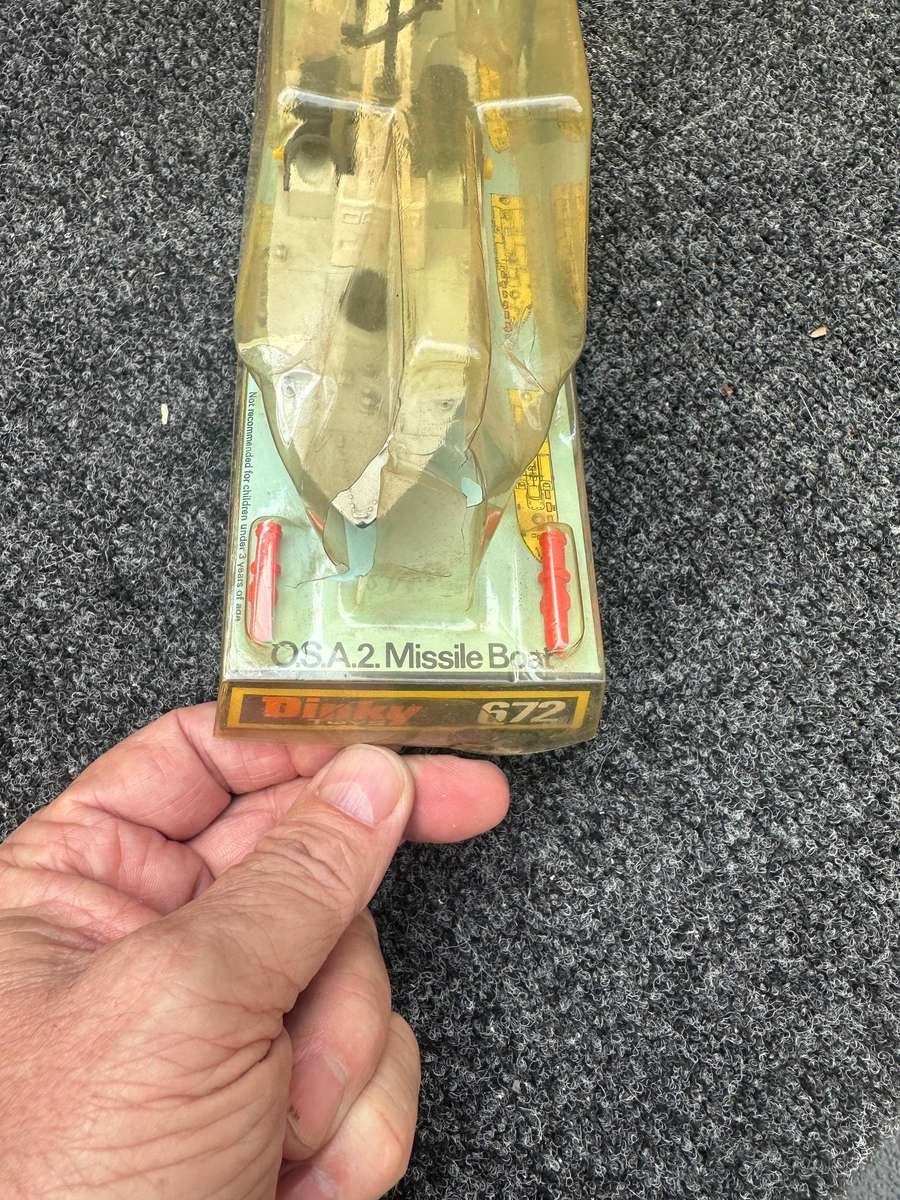 DINKY TOYS