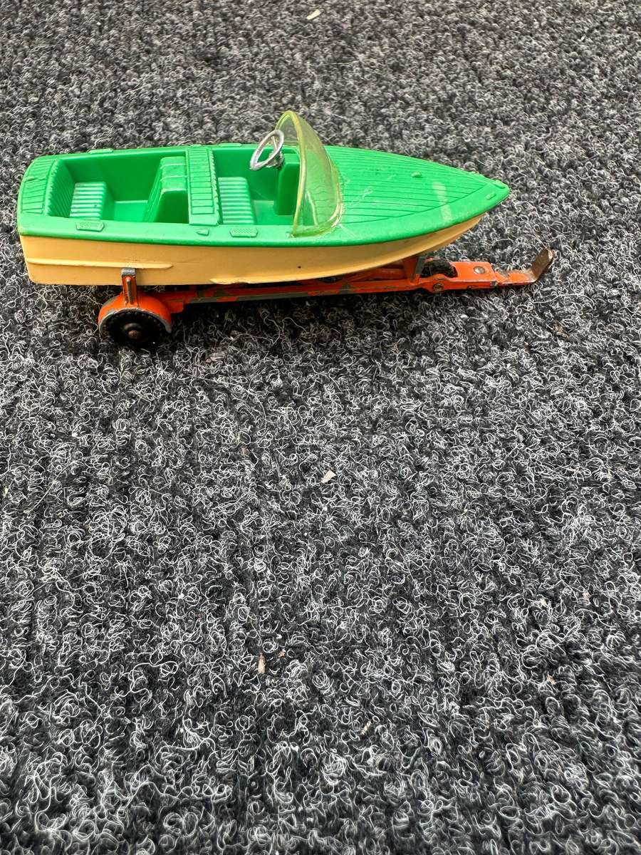 DINKY TOYS